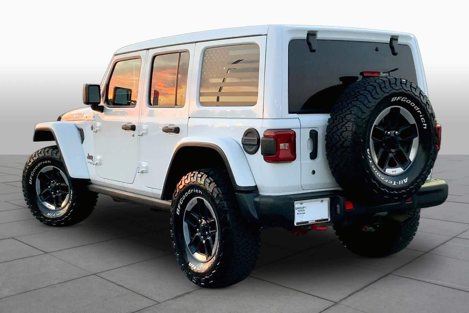Used 2019 Bright White Clearcoat Jeep Rubicon image 11