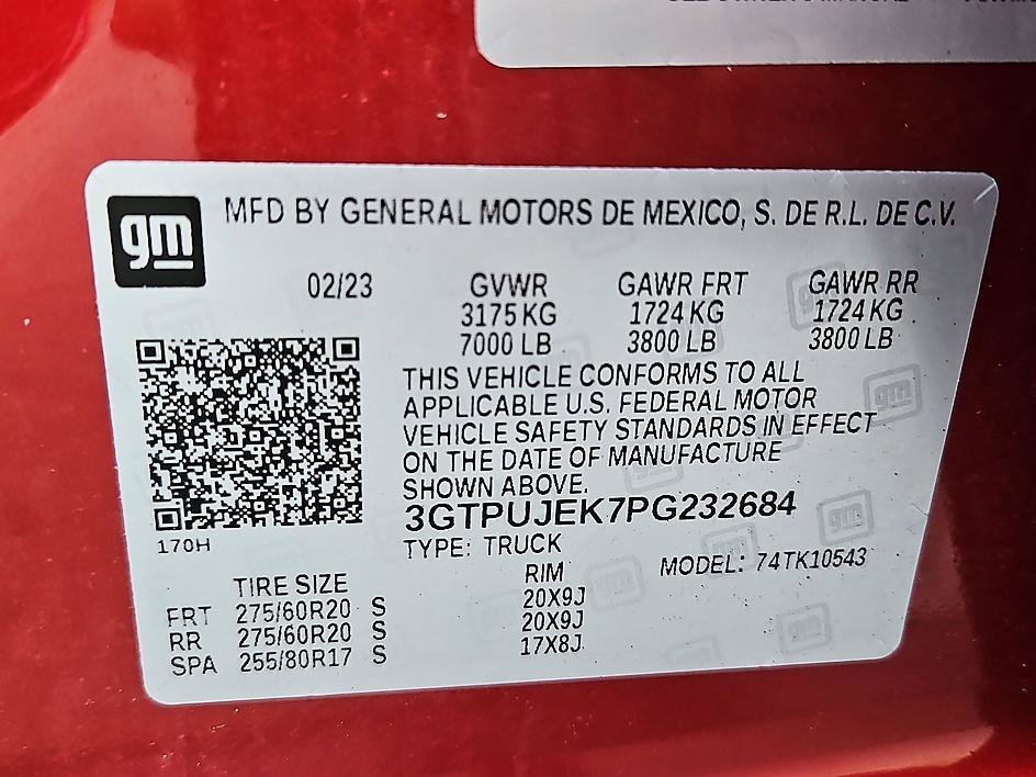 Used 2023 Volcanic Red Tintcoat GMC Elevation image 24