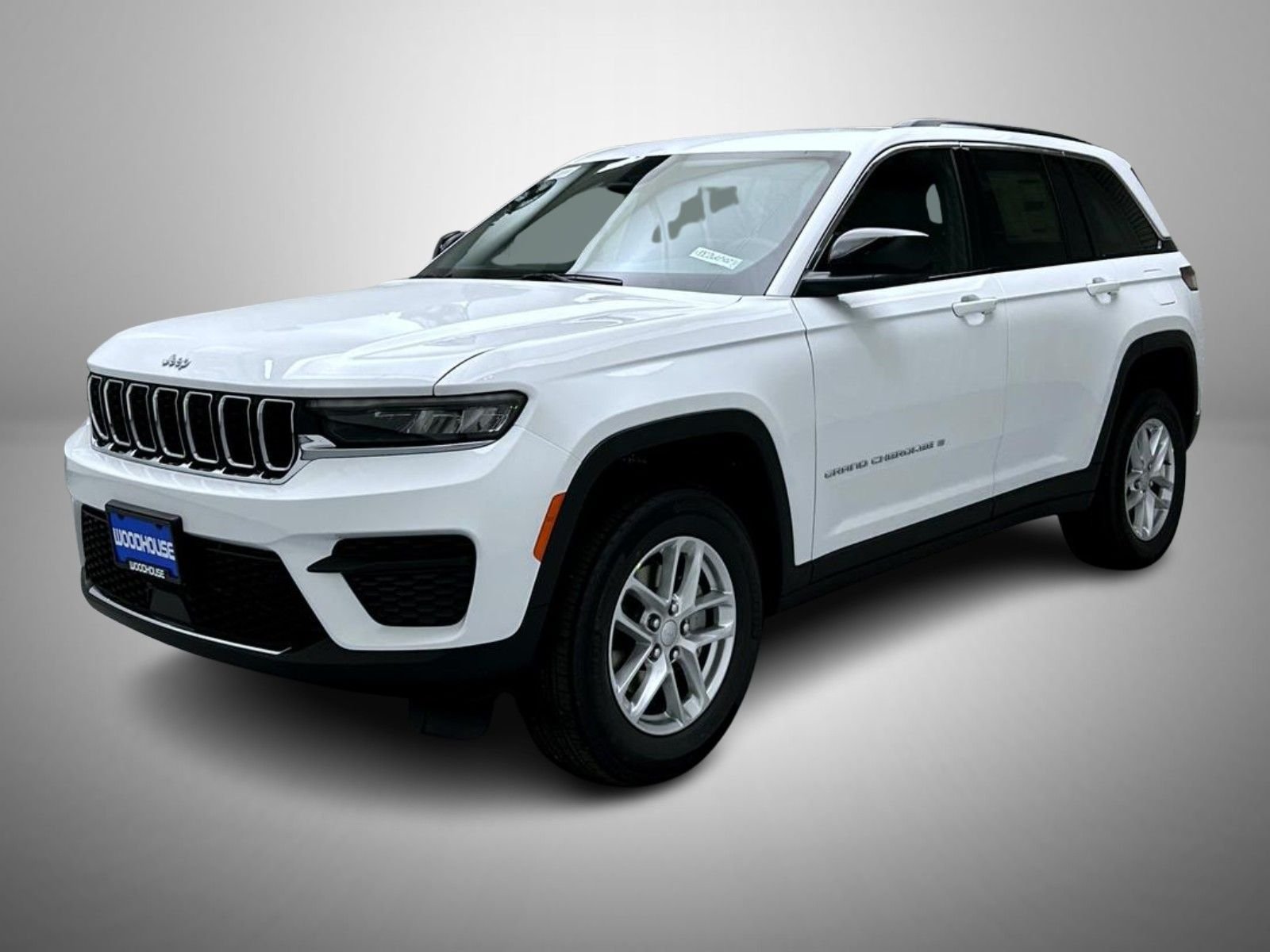2026 Jeep Grand Cherokee Laredo 4x4's photo