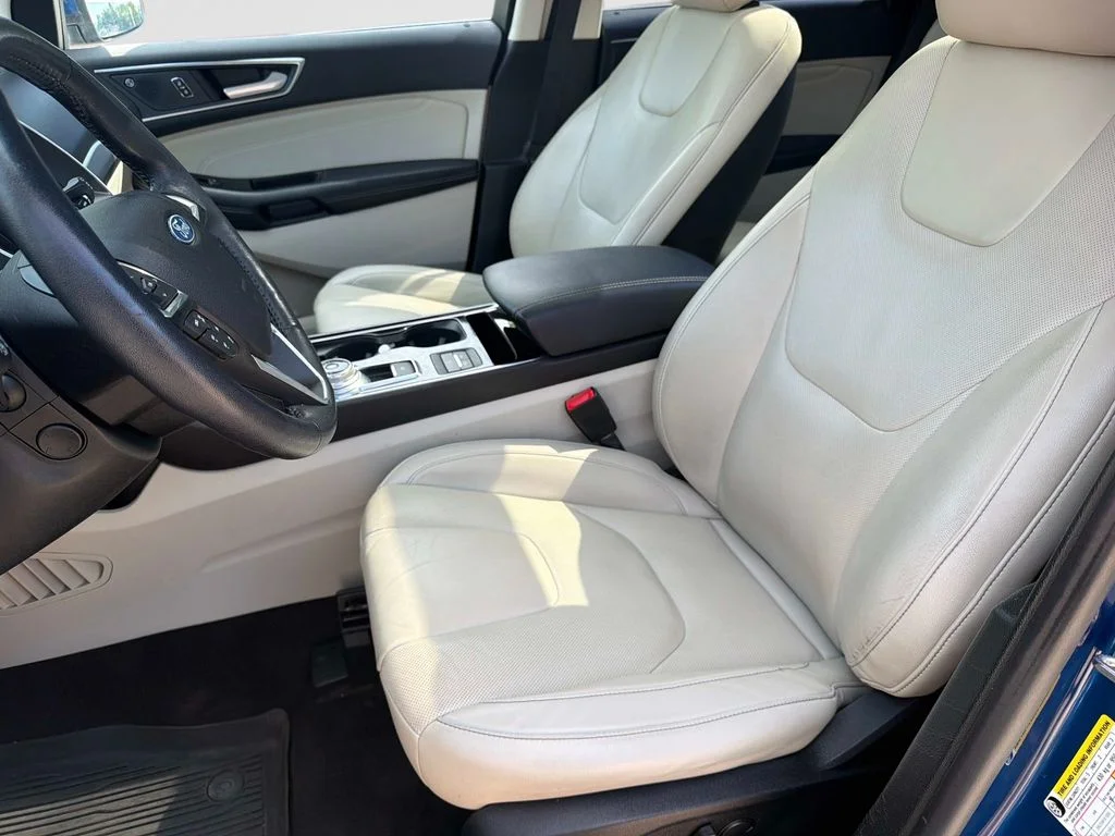 Used 2020 Blue Ford Titanium image 21