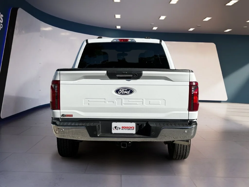 Used 2024 White Ford XLT image 4