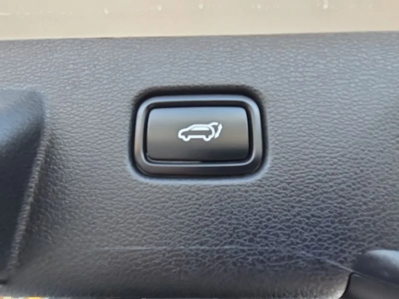 Used 2026 White Kia EX image 12