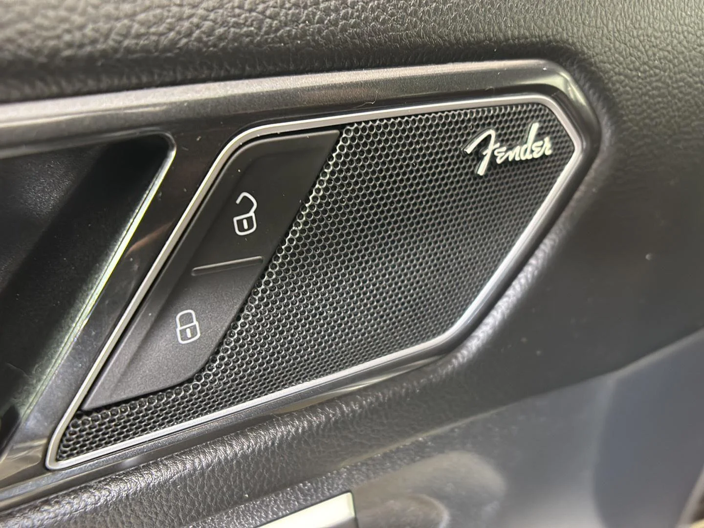 Used 2022 Platinum Gray Metallic Volkswagen SEL R-Line image 23