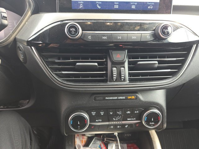 Used 2023 Black Metallic Ford Active image 8