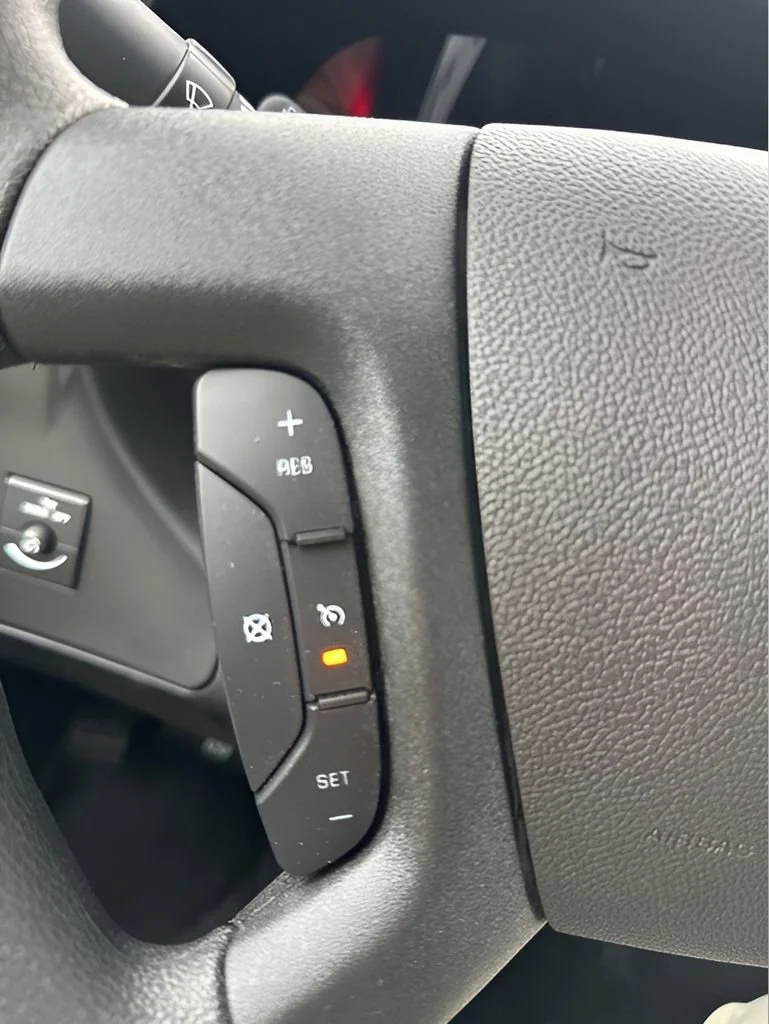 2025 Chevrolet Express Cargo Work Van - Photo 22