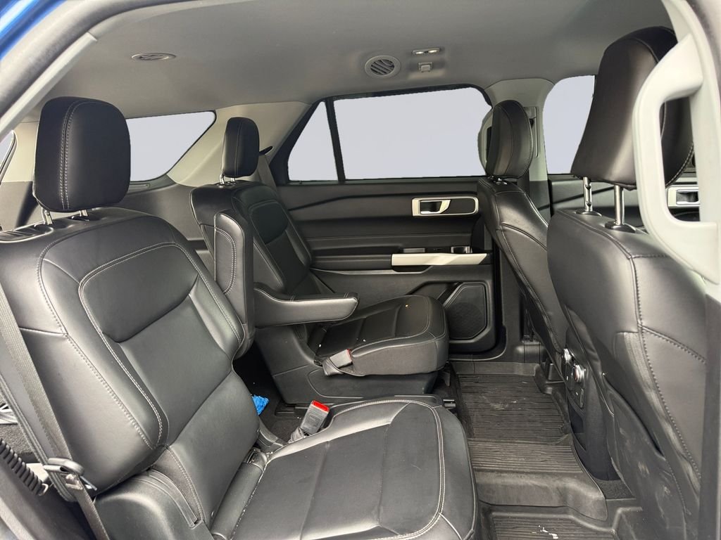 Used 2021 Blue Ford XLT image 19