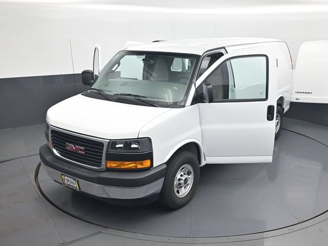 2026 GMC Savana Cargo Work Van - Photo 32