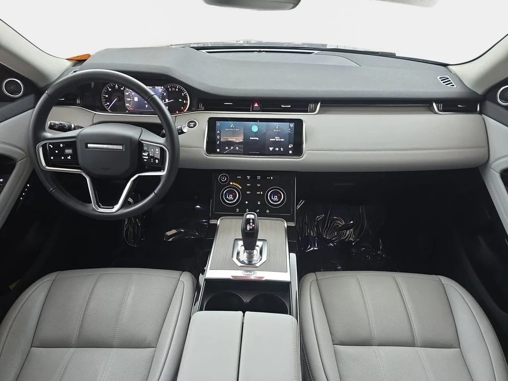 Used 2023 Nolita Gray Metallic Land Rover SE image 12