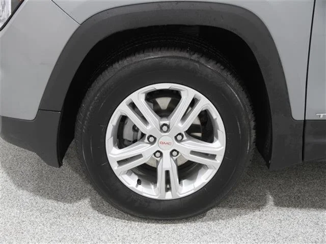 2024 GMC Terrain SLE - Photo 21