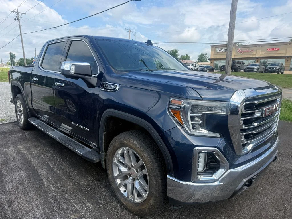 Used 2019 Blue GMC SLT image 4