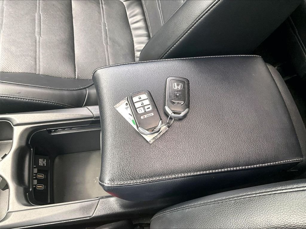 Used 2019 Black Honda EX-L image 30