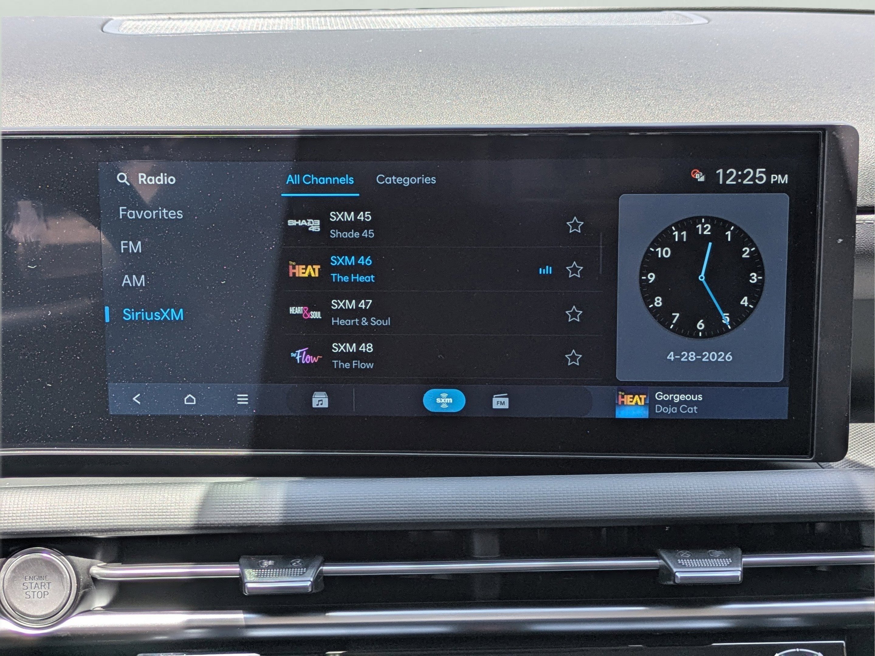 New 2026 Hampton Gray Hyundai SEL FWD image 24