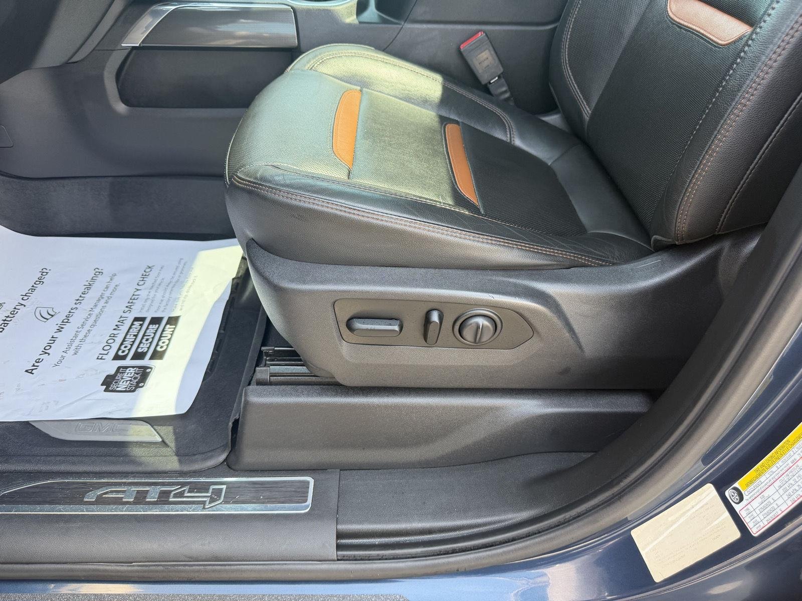 Used 2019 Pacific Blue Metallic GMC AT4 image 11