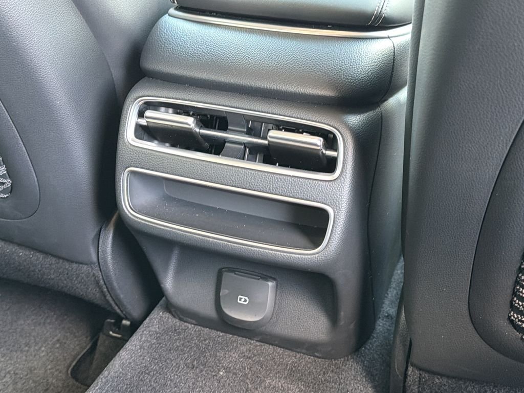 2026 GENESIS GV70 Standard - Photo 38