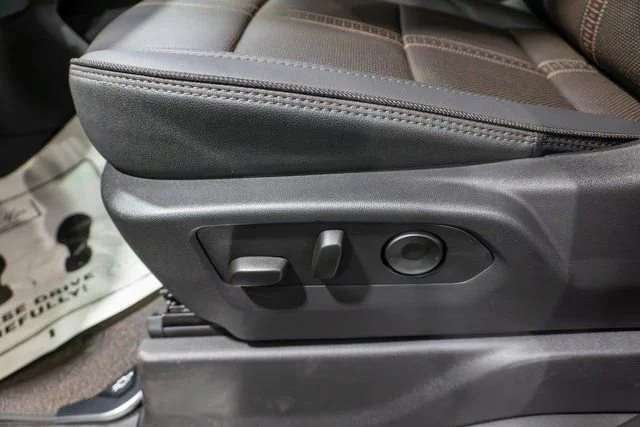 2026 Chevrolet Silverado 1500 High Country - Photo 16