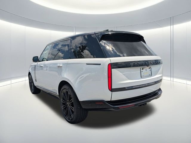 New 2026 Fuji White Land Rover SE image 7
