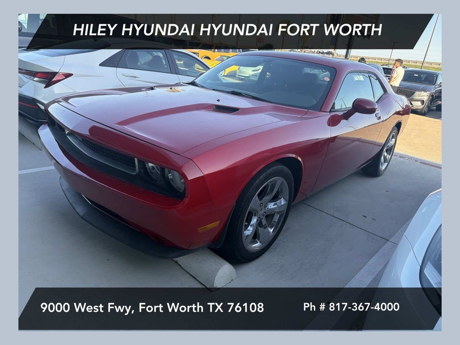2013 Dodge Challenger SXT's photo