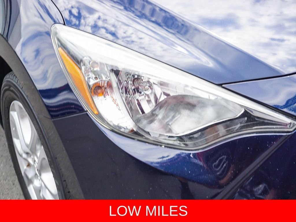Used 2018 Black Toyota Base image 10