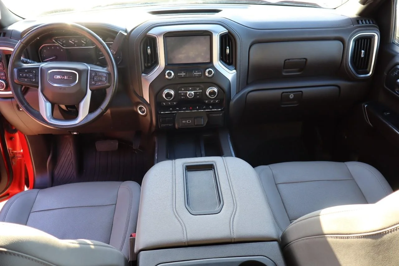 Used 2022 Cardinal Red GMC SLT image 12