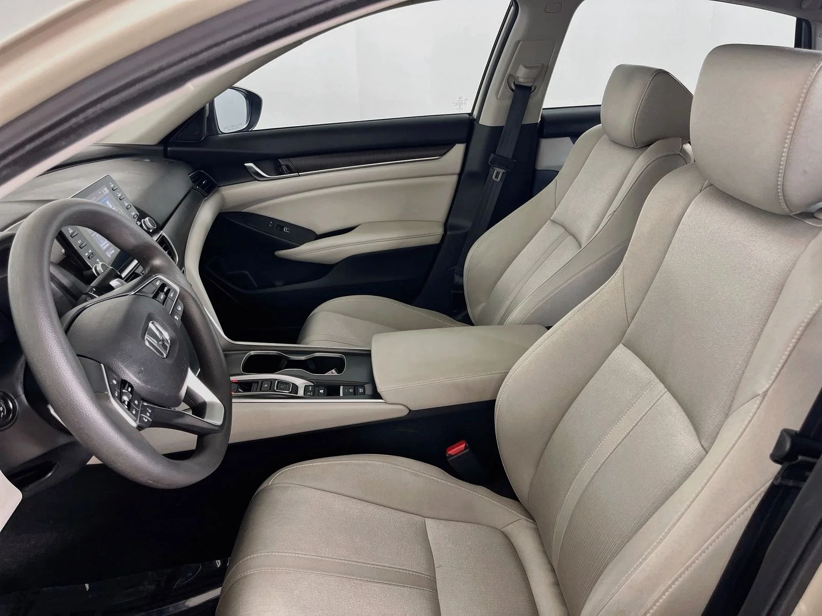 Used 2019 Beige Honda EX image 31