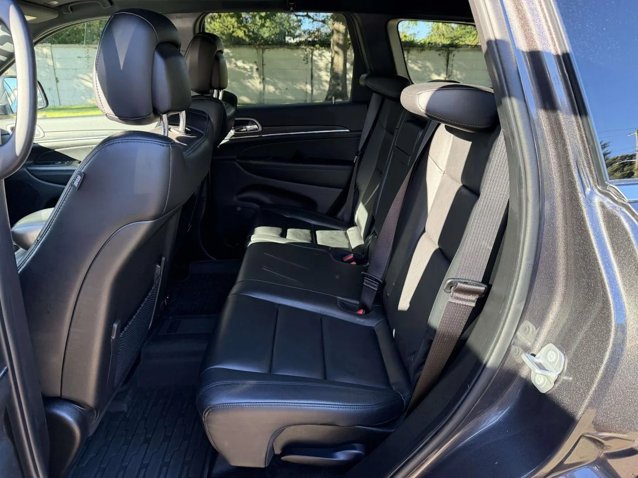 Used 2021 Granite Crystal Metallic Clearcoat Jeep Limited 4x4 image 19