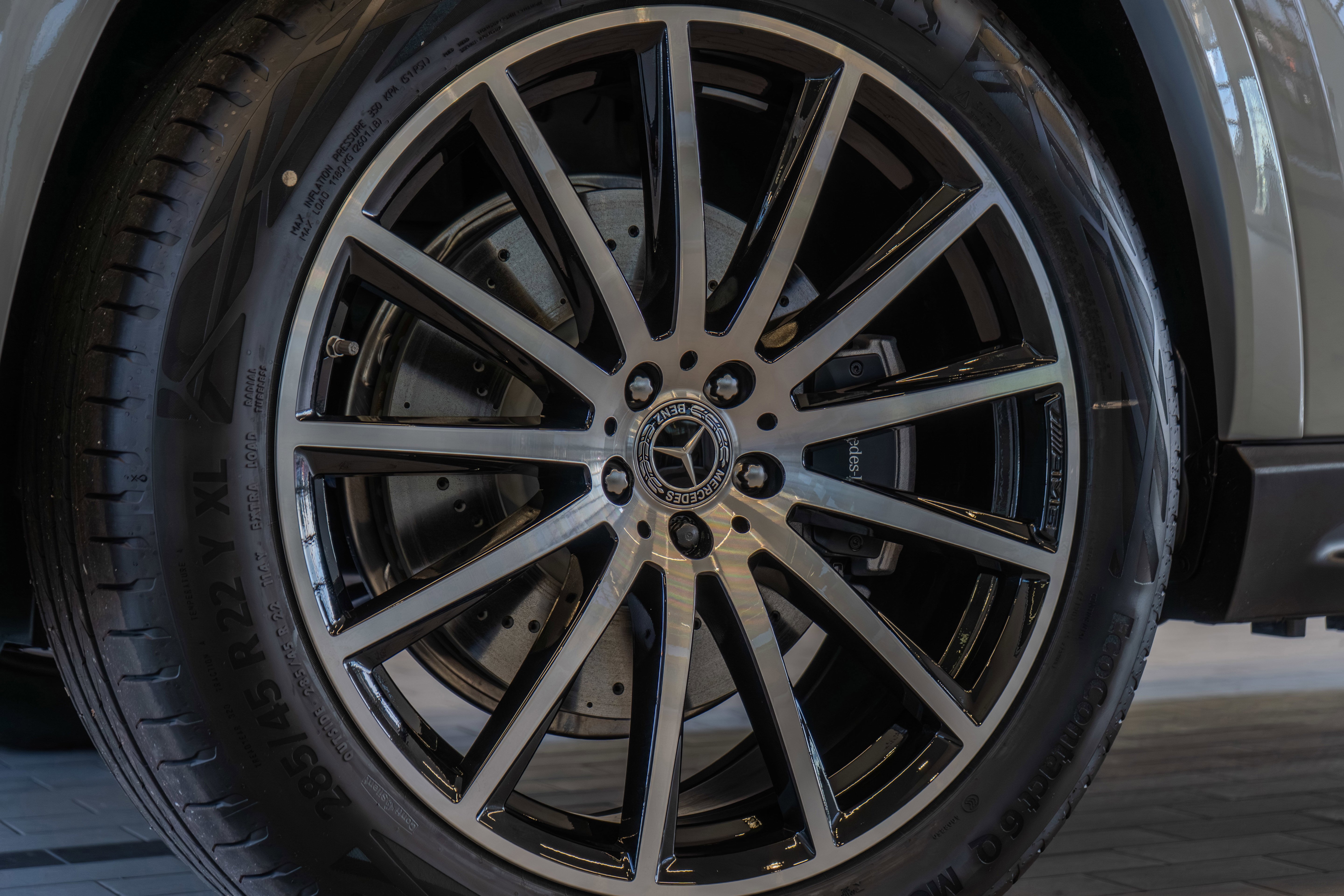 New 2026 MANUFAKTUR Alpine Grey Mercedes-Benz GLS 450 image 67