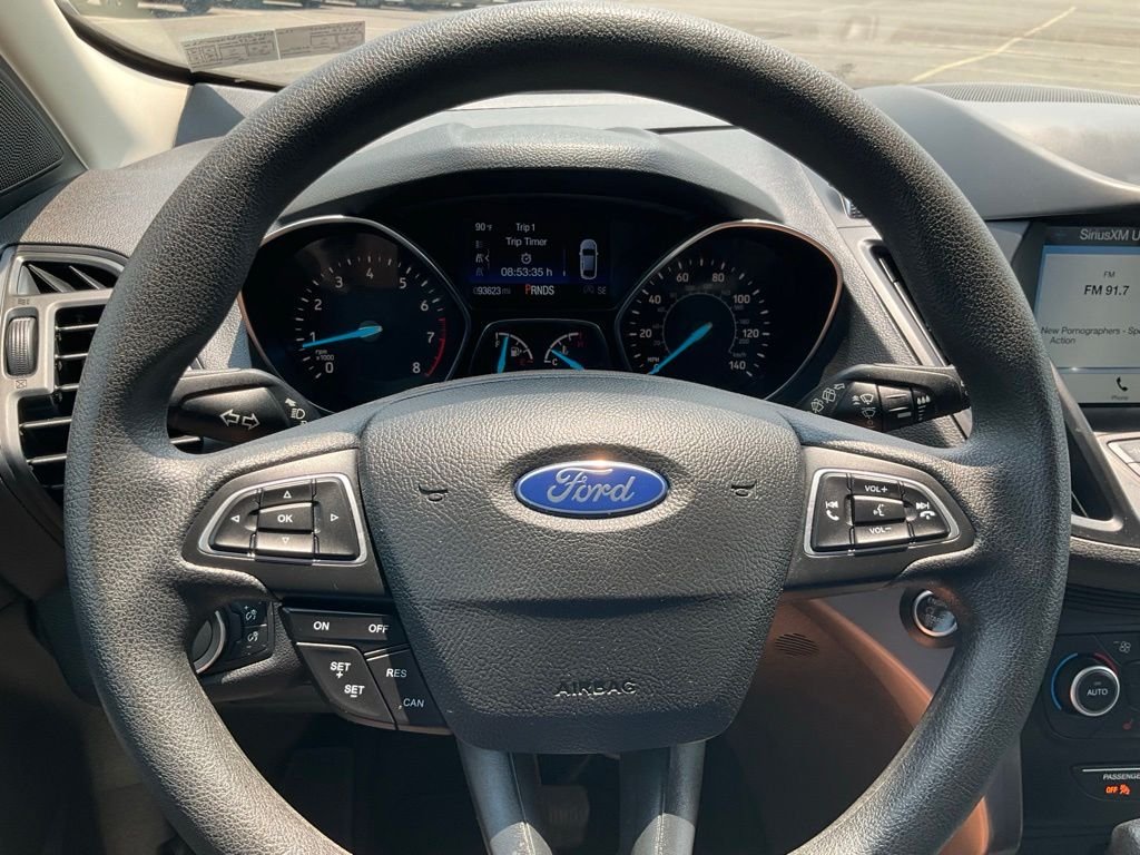Used 2019 Magnetic Ford SE image 28