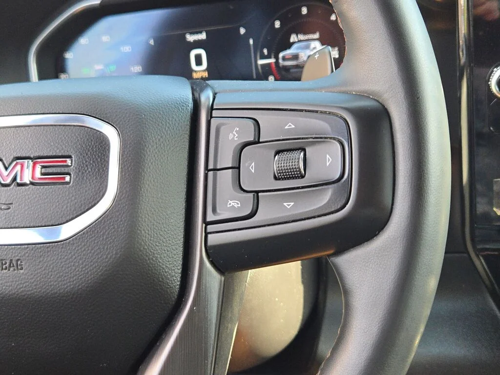 Used 2023 Black GMC AT4 image 34