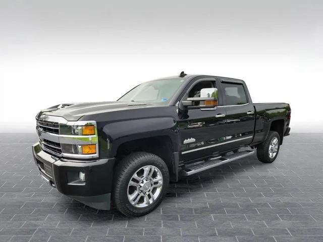 Used 2019 BLACK Chevrolet High Country image 3