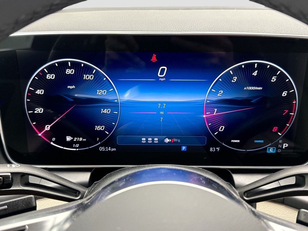 New 2026 Graphite Grey Metallic Mercedes-Benz GLC 300 image 33