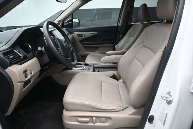 Used 2022 White Honda RTL-E image 21