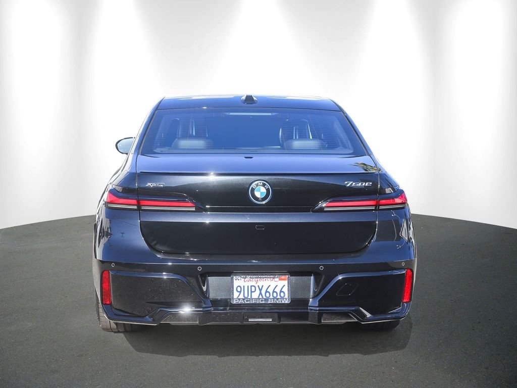 Used 2026 Black Sapphire Metallic BMW 750e xDrive image 5