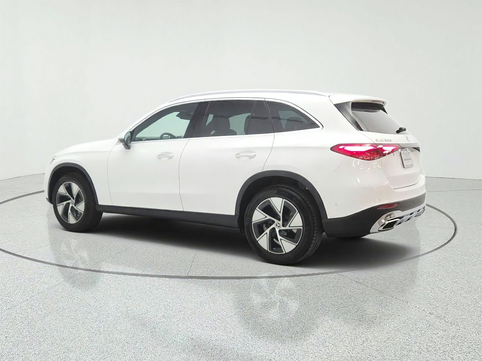 Certified Used 2024 Polar White Mercedes-Benz GLC 300 4MATIC® SUV image 7