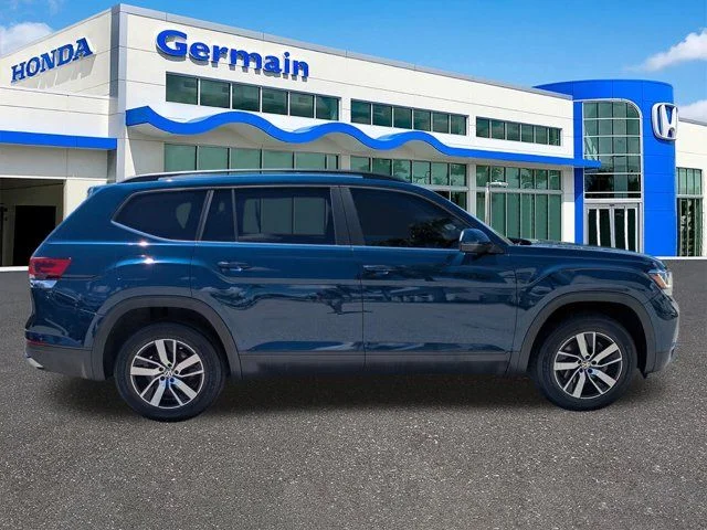 Used 2021 Blue Metallic Volkswagen 2.0T SE image 4