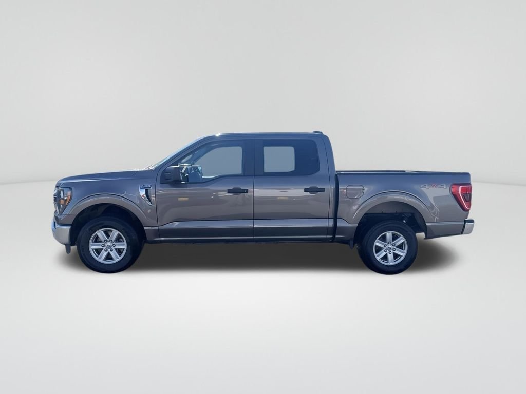 2023 Ford F-150 XLT photo 2