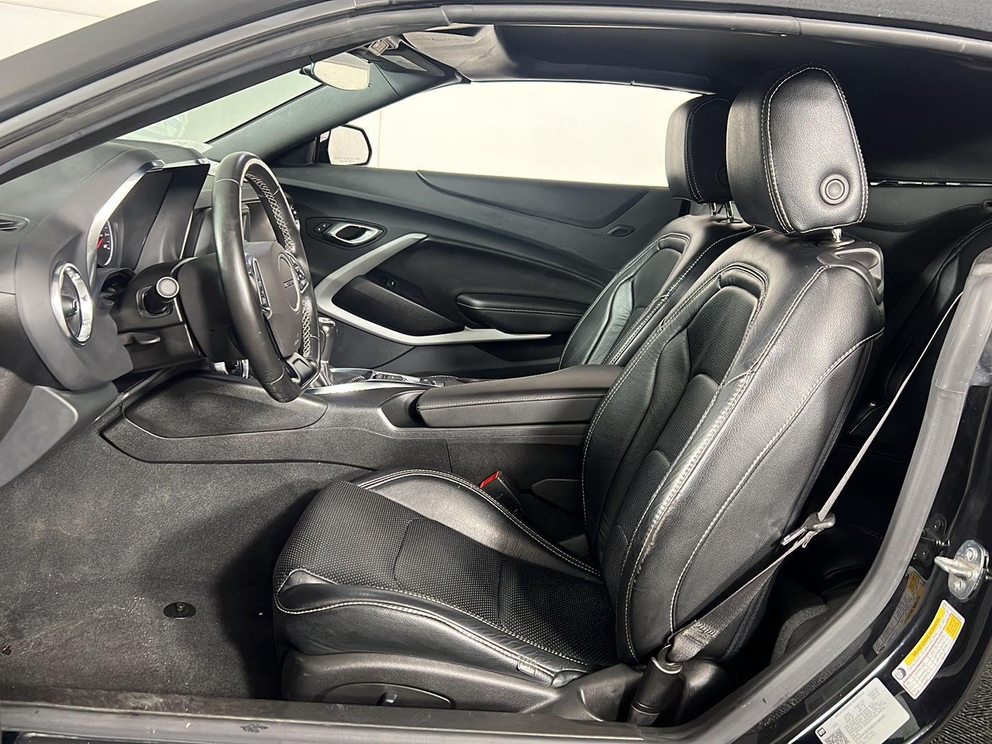 Used 2023 Black Chevrolet 1LT image 11