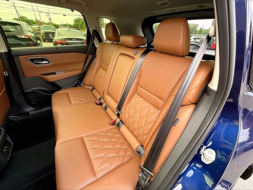 2026 Nissan Rogue Platinum - Photo 15