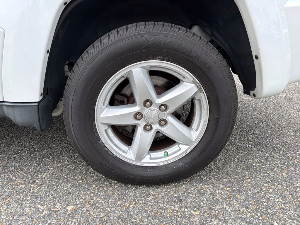 Used 2012 White Jeep Limited image 26