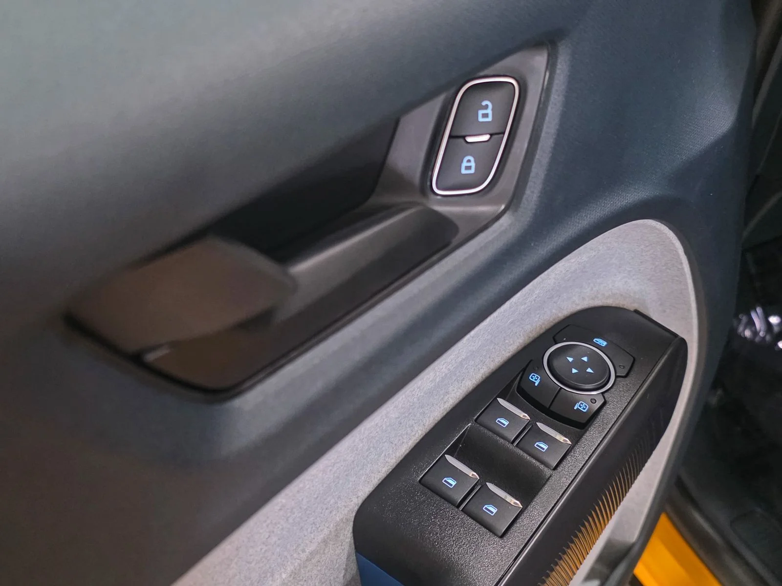 New 2026 Orange Fury Metallic Tri-Coat Ford XLT image 19