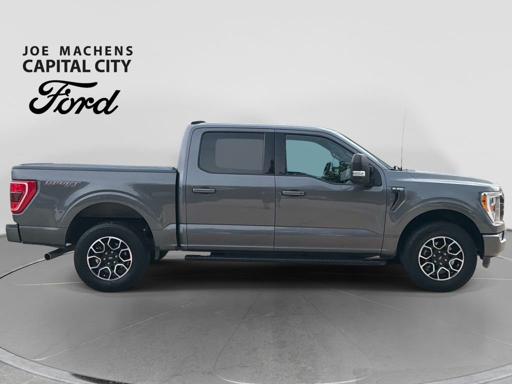 Used 2022 Gray Ford XLT image 3