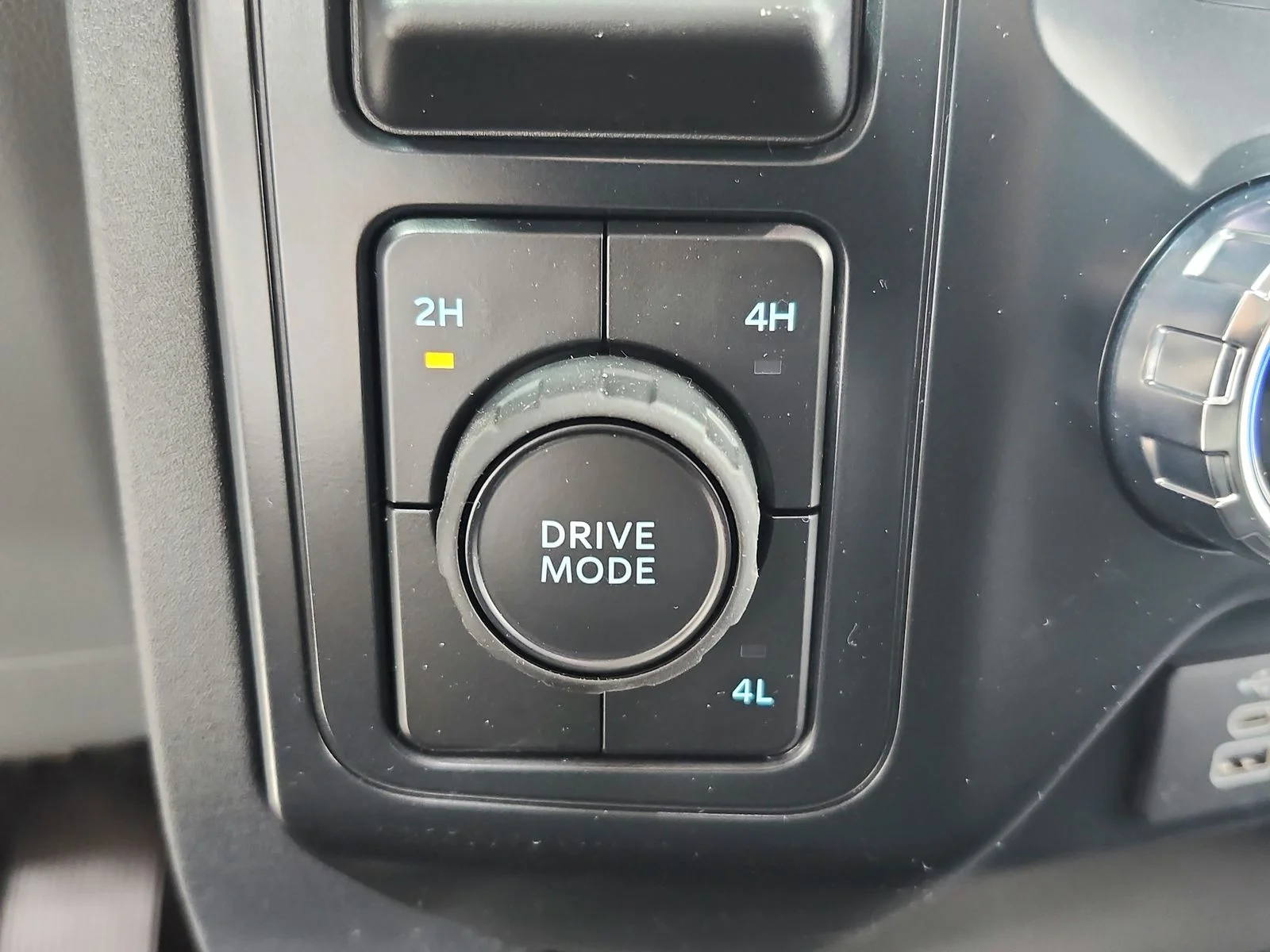 New 2026 White Ford XLT image 26
