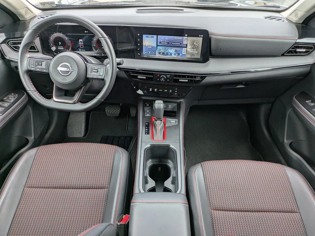 Used 2025 Super Black Nissan SR image 16