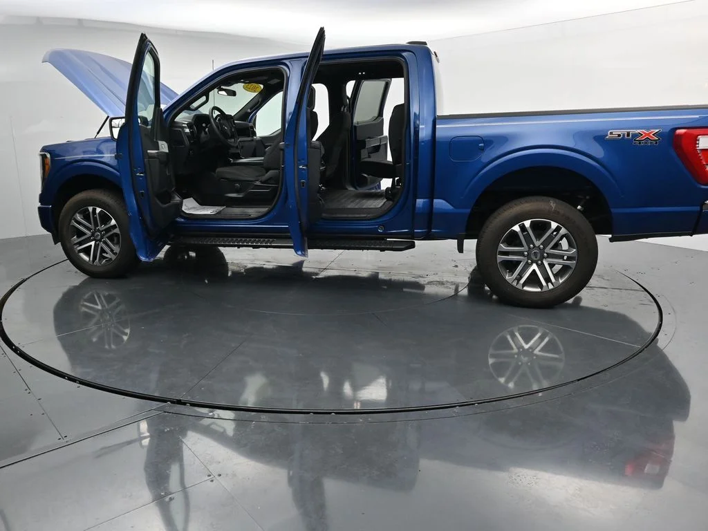 Used 2023 Blue Ford XL image 36