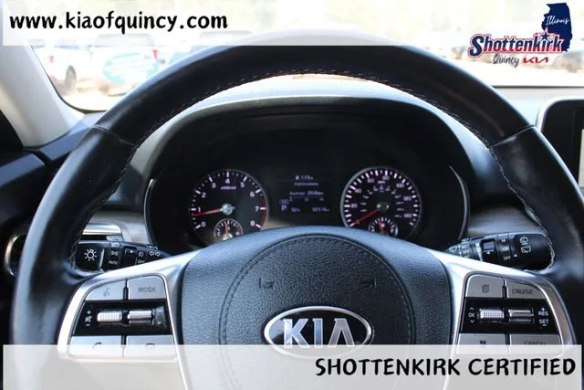 Used 2021 White Kia EX image 24