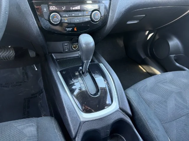 Used 2016 Gray Nissan SV image 23