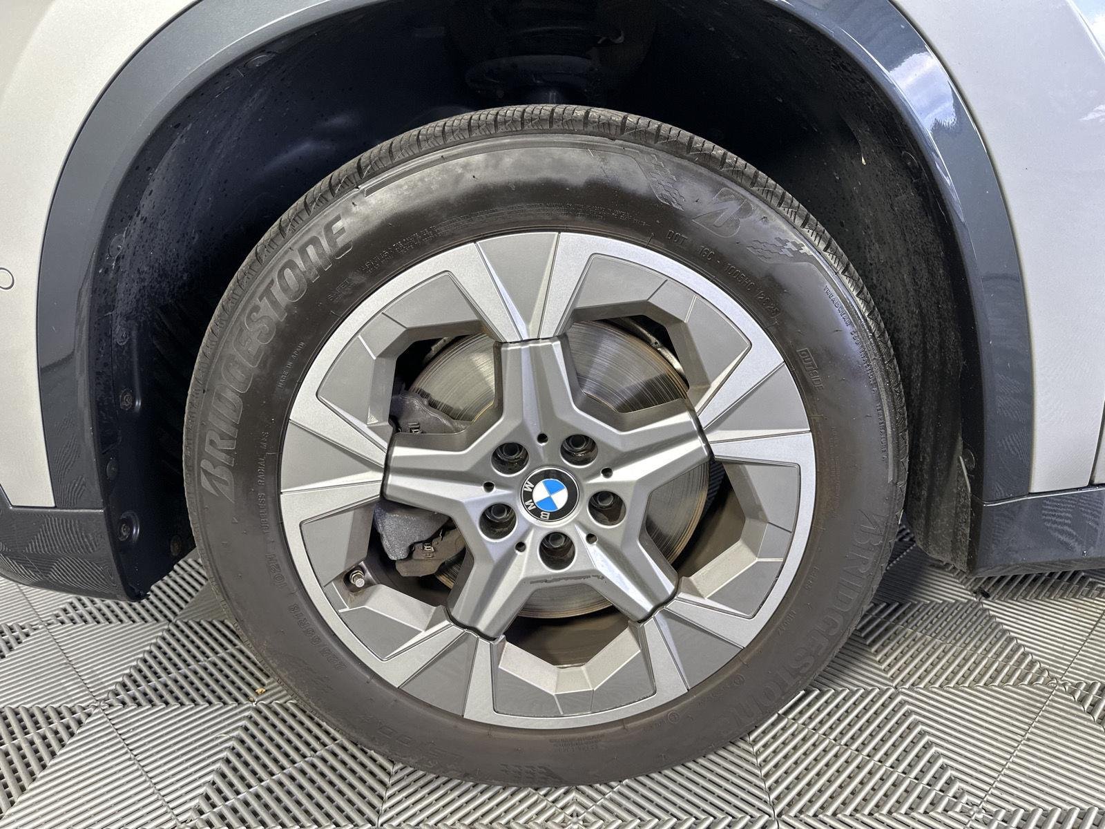 Used 2023 Space Silver Metallic BMW xDrive28i image 6