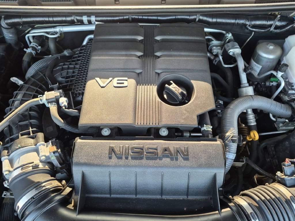 Used 2023 Gray Nissan SV image 13