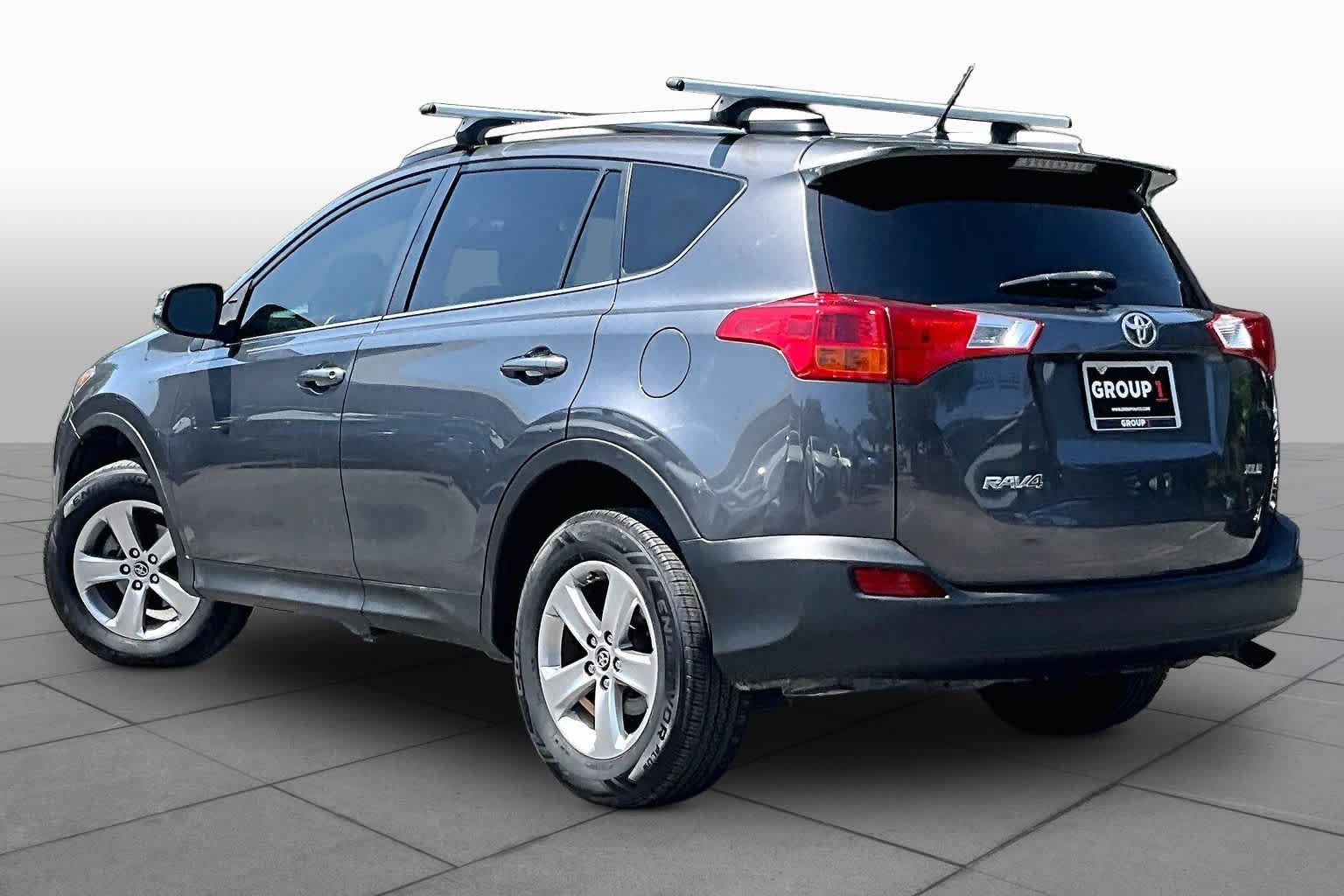 Used 2015 Magnetic Gray Metallic Toyota XLE image 12