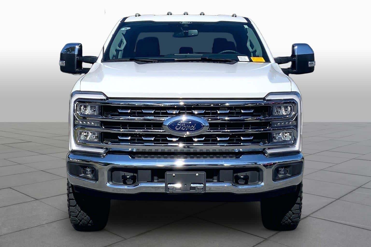 Used 2026 Oxford White Ford LARIAT image 4