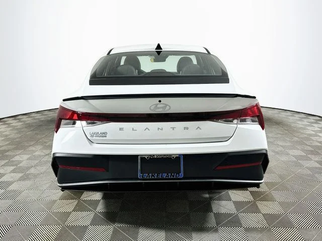 New 2026 Hyundai ELANTRA SEL Sport